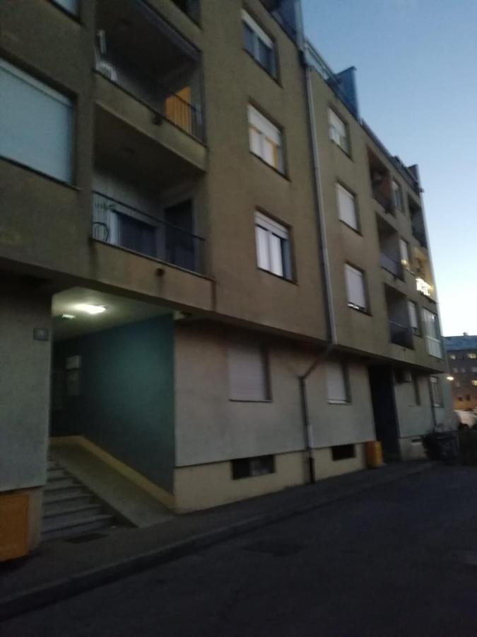 Sarmantni Apartman Malecka 2 Zagreb Ngoại thất bức ảnh